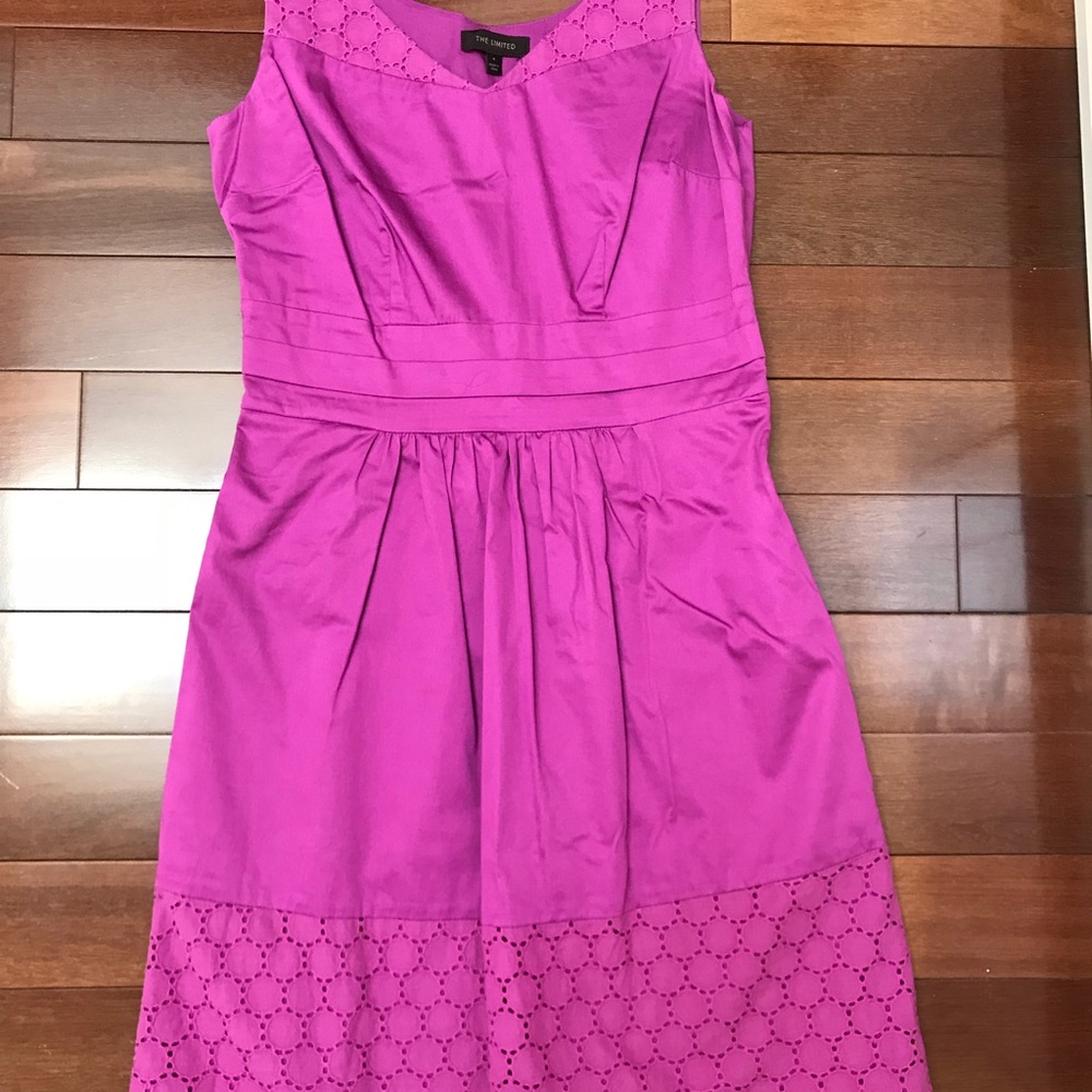 **Cute dress** The Limited size 4 - Picture 4 of 4